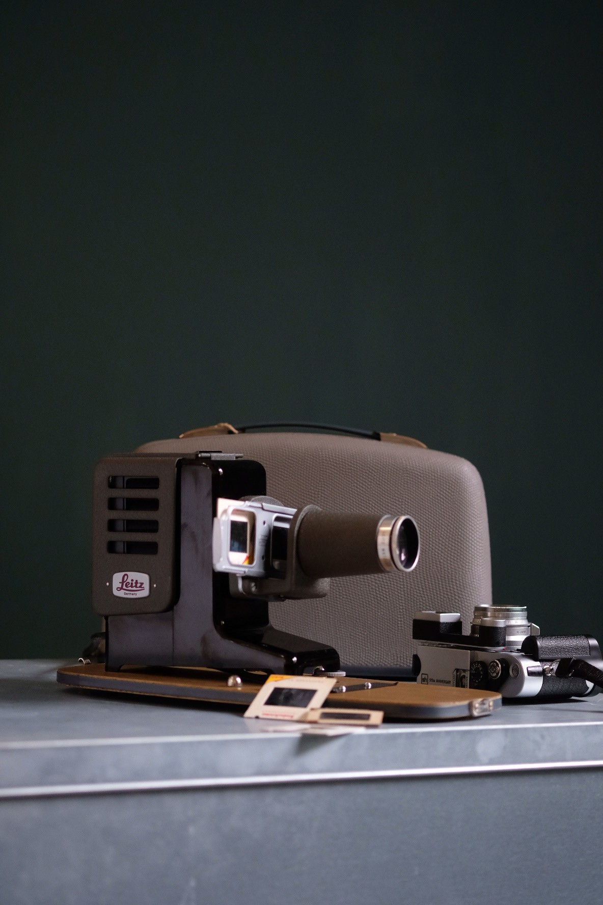 Leica 幻燈機